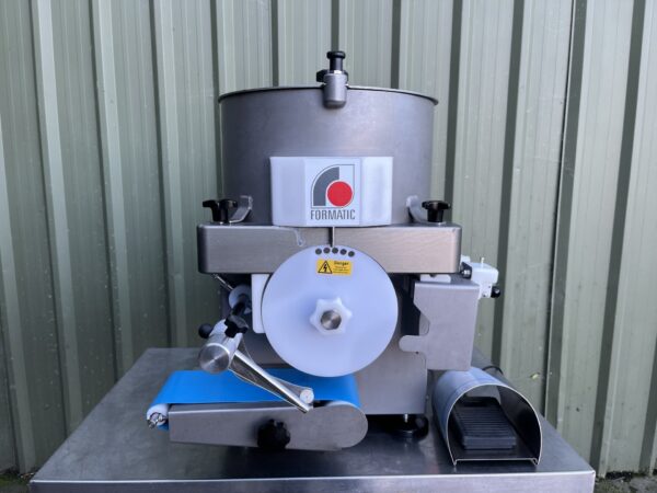 Formatic R2200 Burger Machine (2016)