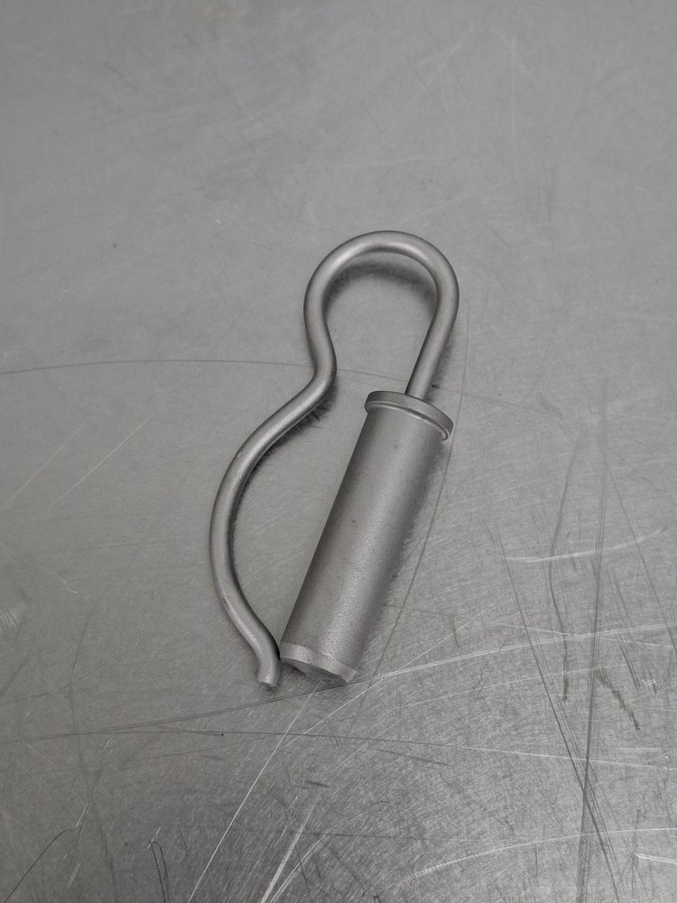 Mainca Paddle Pin
